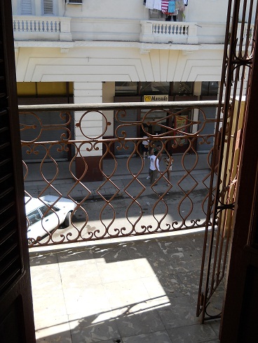 'Balcon' Casas particulares are an alternative to hotels in Cuba.